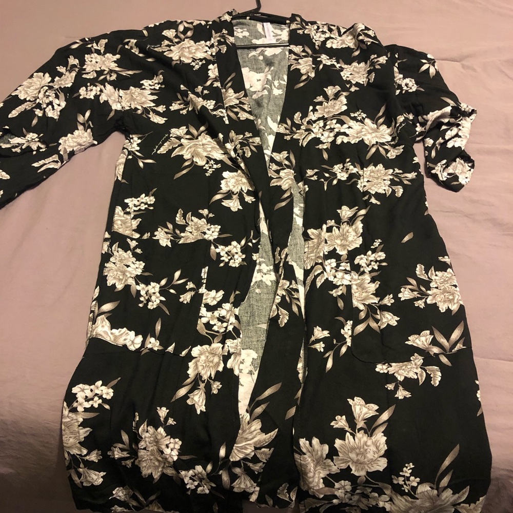 Spiritual Gangster Maya Kimono